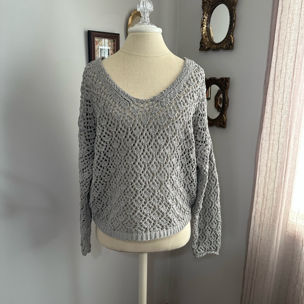 Artelier by Nicole Miller Gray Crochet Pullover Sweater